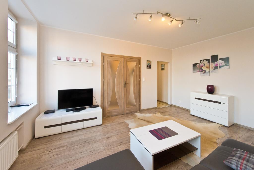 Gdanskie Apartamenty - Apartament Targ Rybny Z Widokiem Na Motlawe Kamer foto